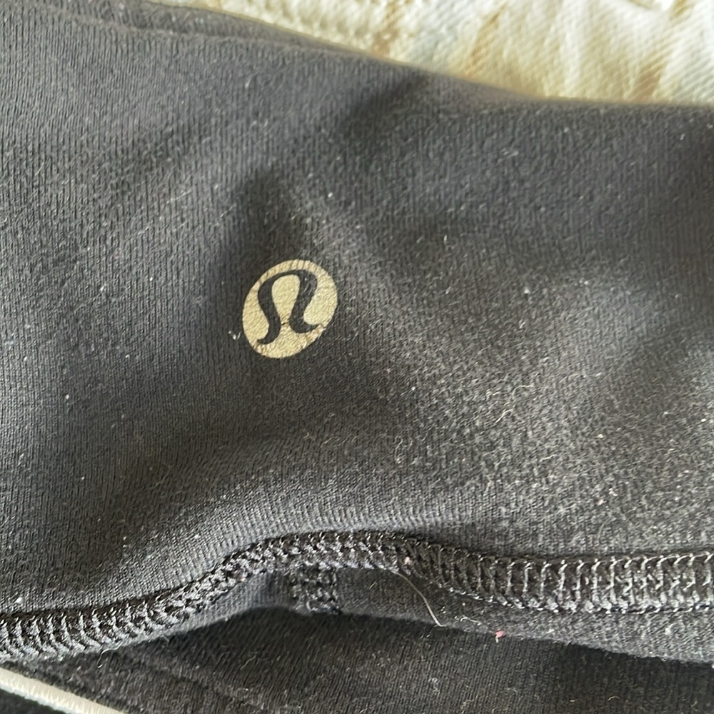 Lululemon Wunder Under Pant
Black / Quilting Winter 13 - Picture 6 of 9